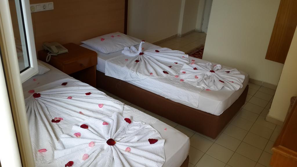 Standart Çift Kişilik Oda