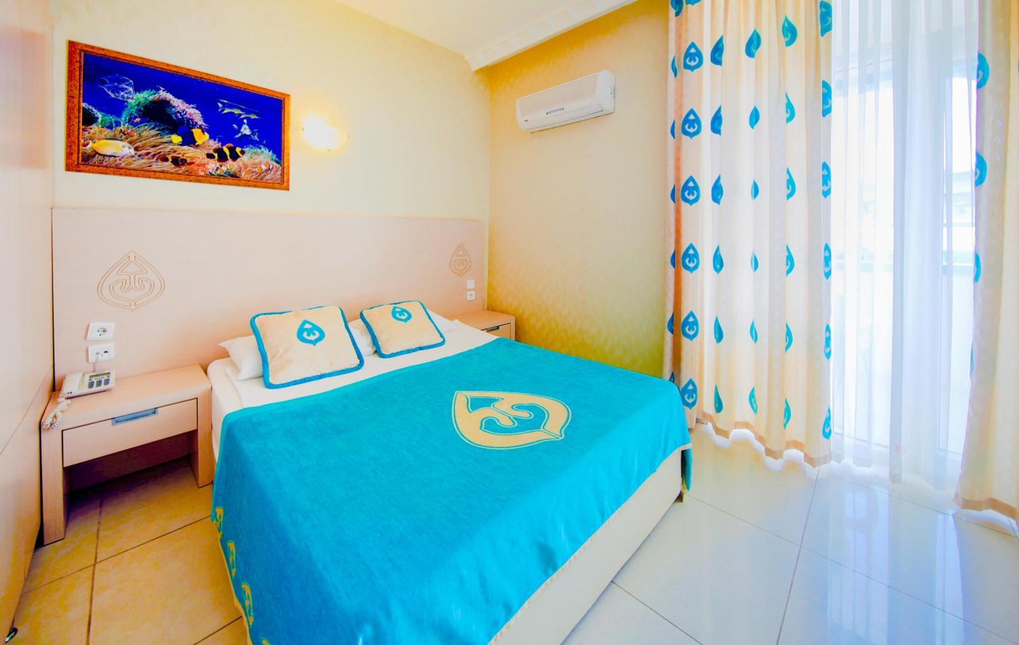 Superior Triple Room,1651823011:JPEG