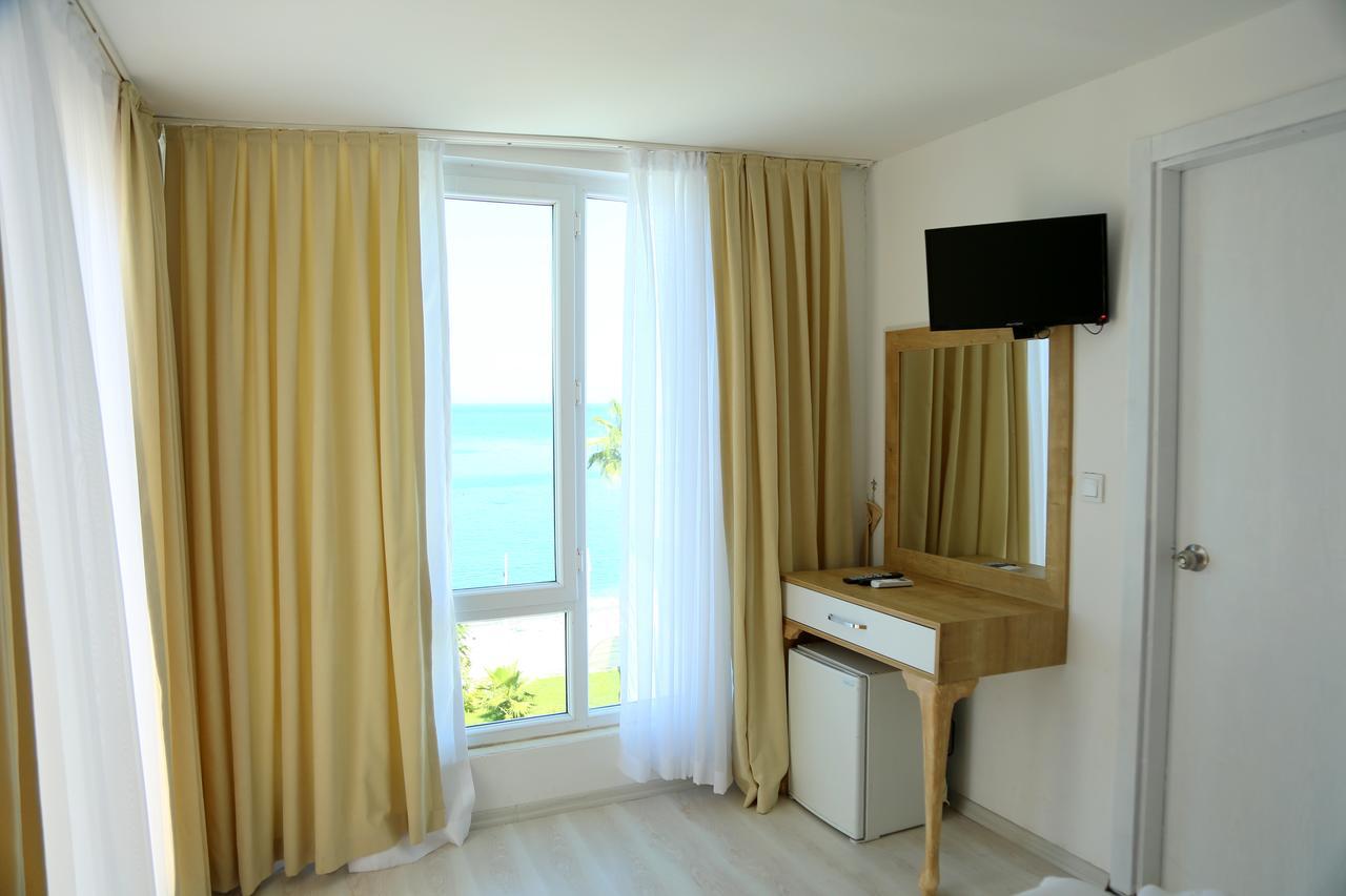 Standard Double Room,1211478310:JPEG