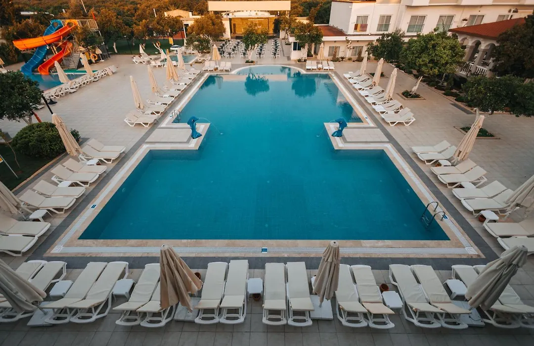 Viking Garden Hotel-1