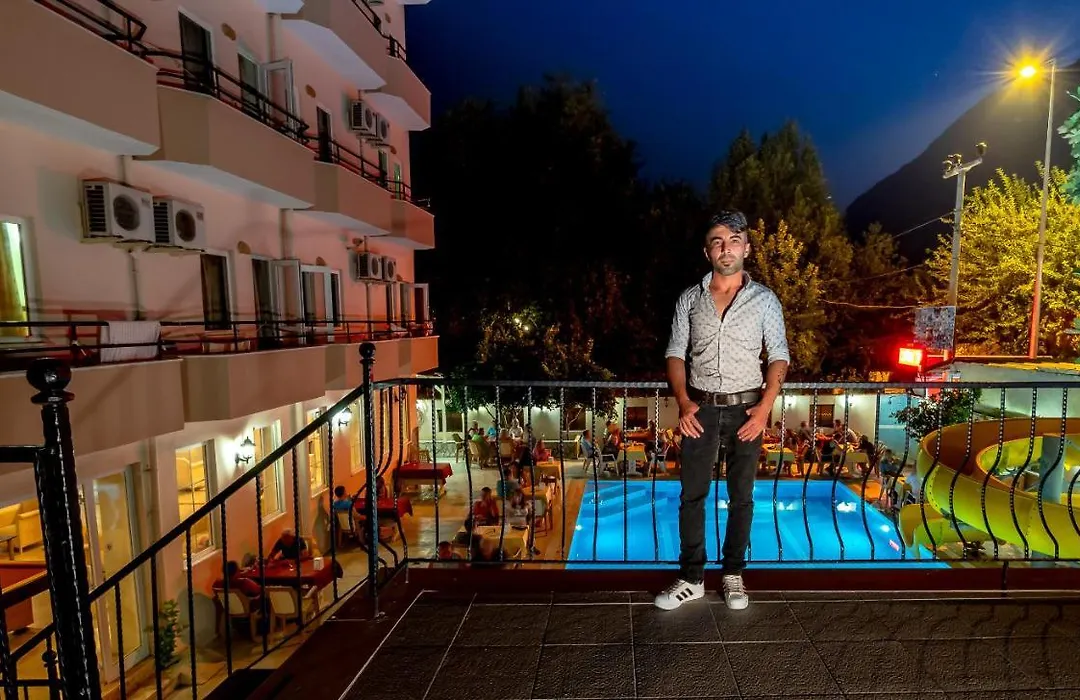 Asia Hotel-1