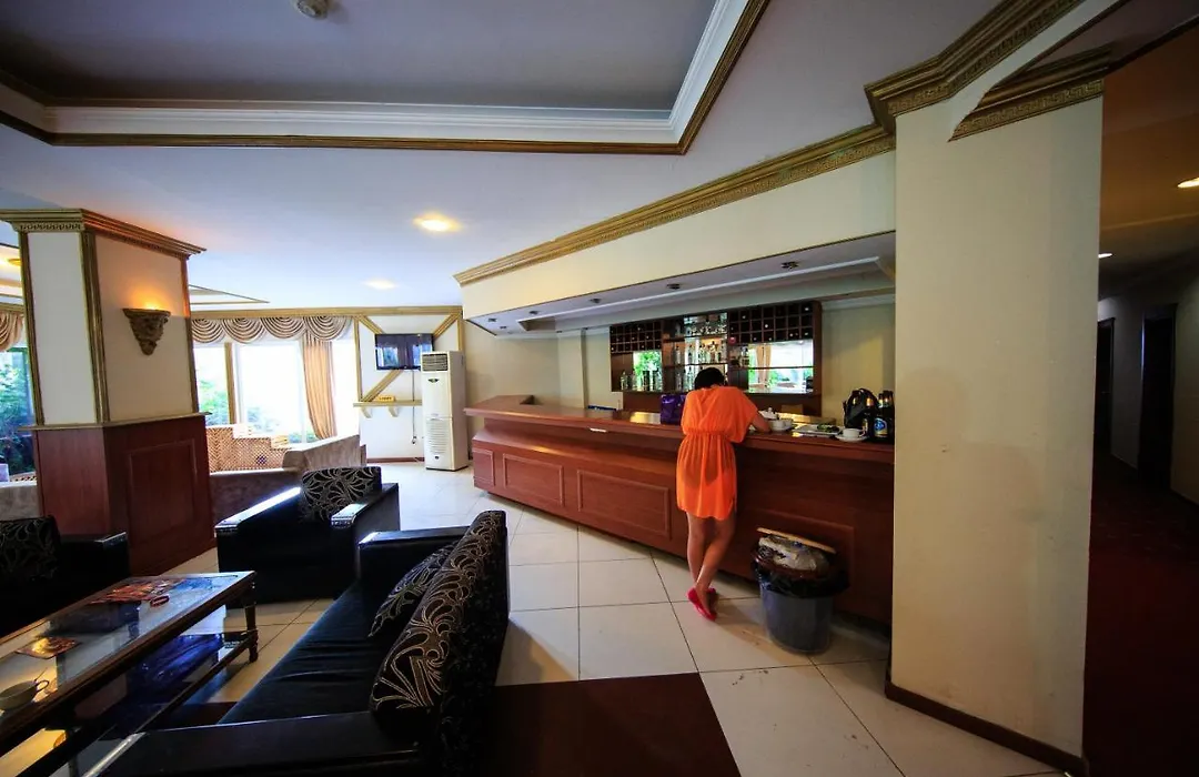 Armir Palace-1