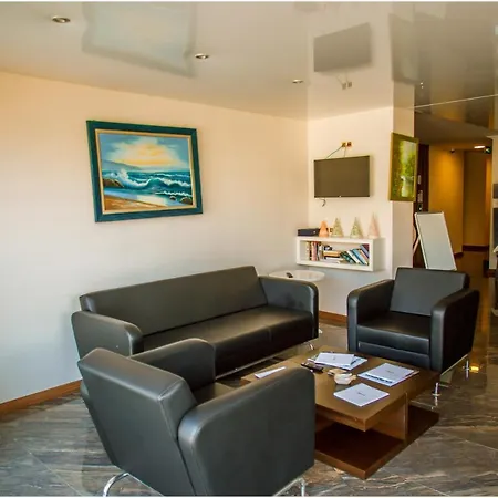 Emily Rose Hotel-3