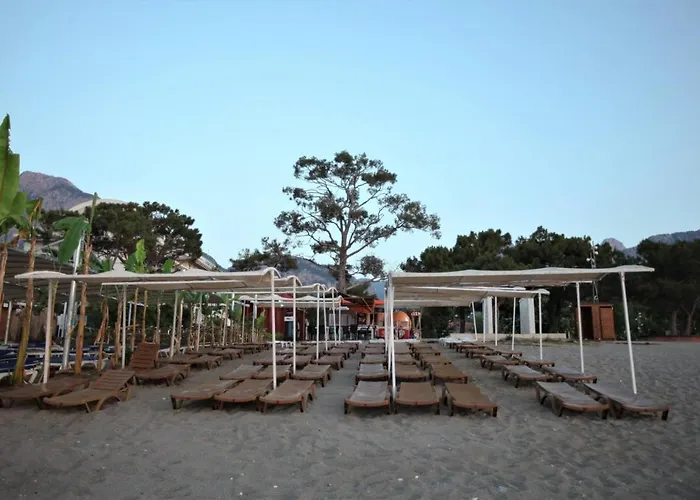Monna Roza Garden Hotel Kemer