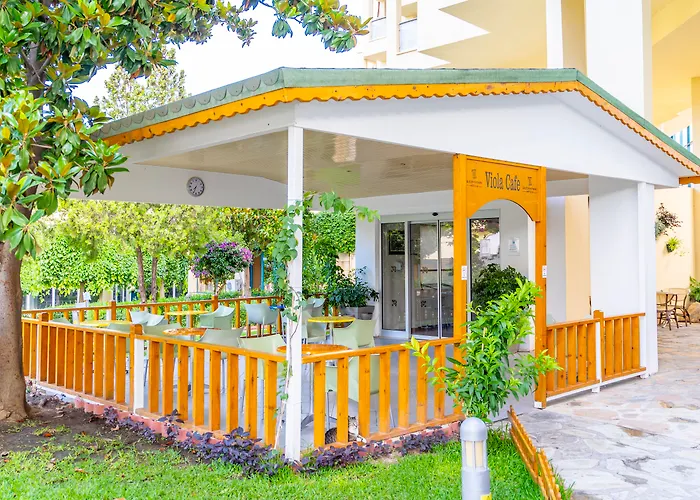 Queen'S Park Resort Goeynuek Kemer